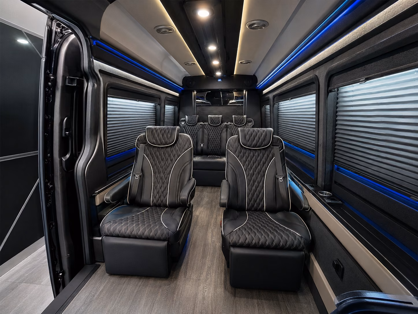 multi stop hotel and campus airport shuttles across rochester hills