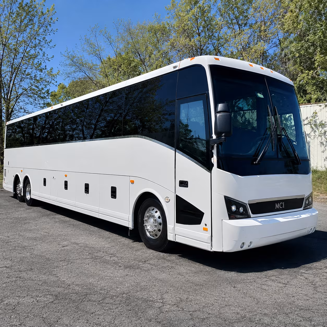 rochester hills charter bus services exterior