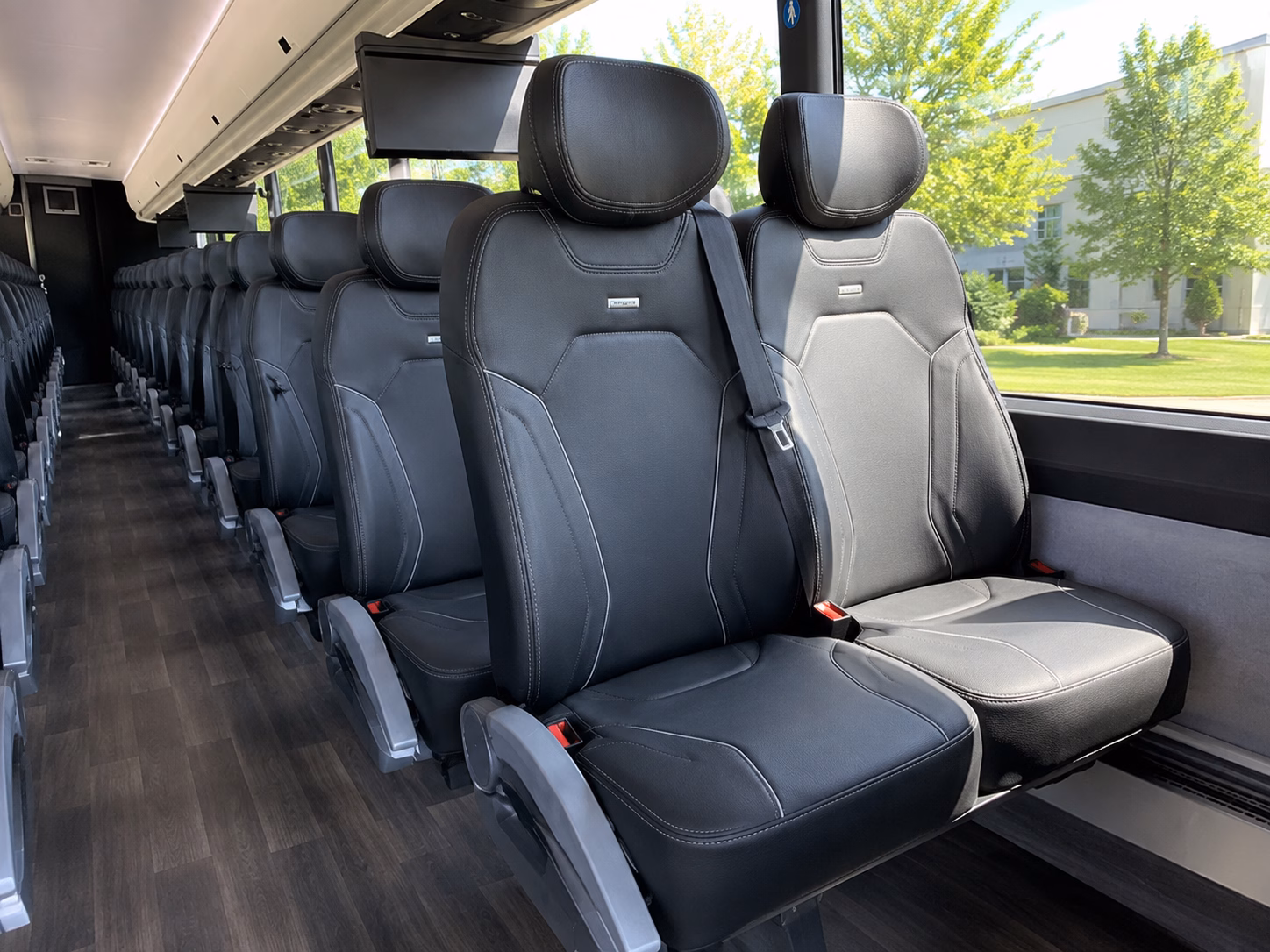 rochester hills charter bus services interior